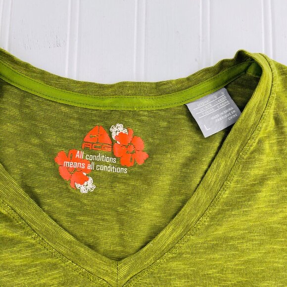 Nike ACG Womens Green V-Neck T-Shirt L - All Conditions - Picture 3 of 5